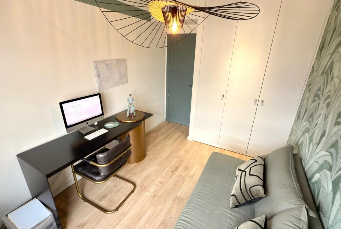 Exclusief penthouse met uitzicht op zee en prachtige renovatie, in pau 5