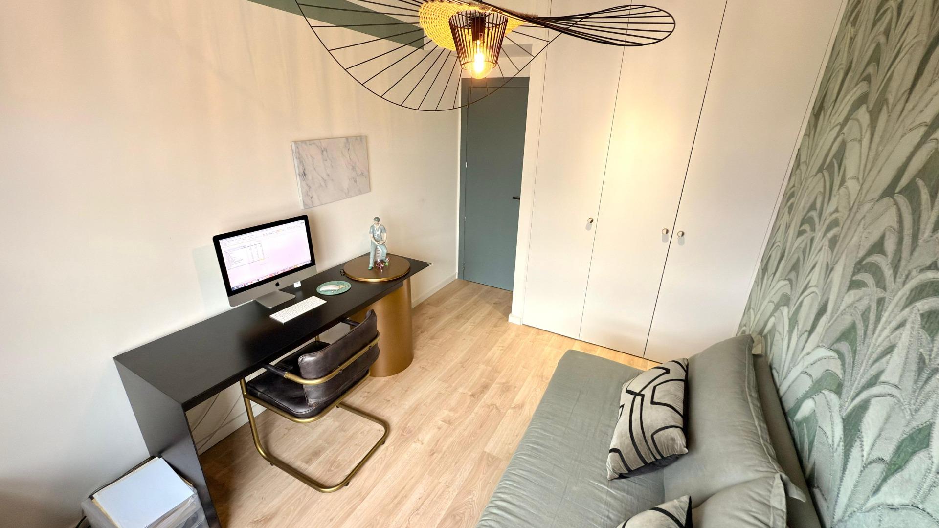 4-28-29 Exclusief penthouse met uitzicht op zee en prachtige renovatie, in pau 5
