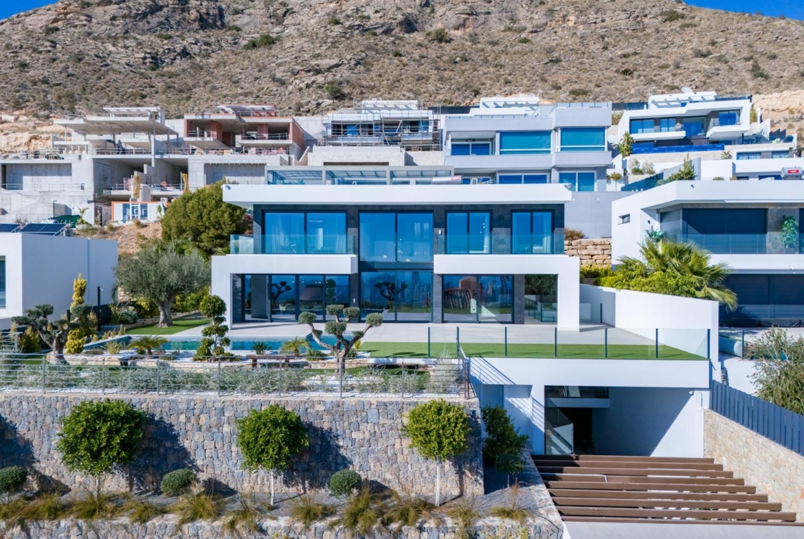 Villa Roma: Exclusivity and Elegance in Finestrat 🌟