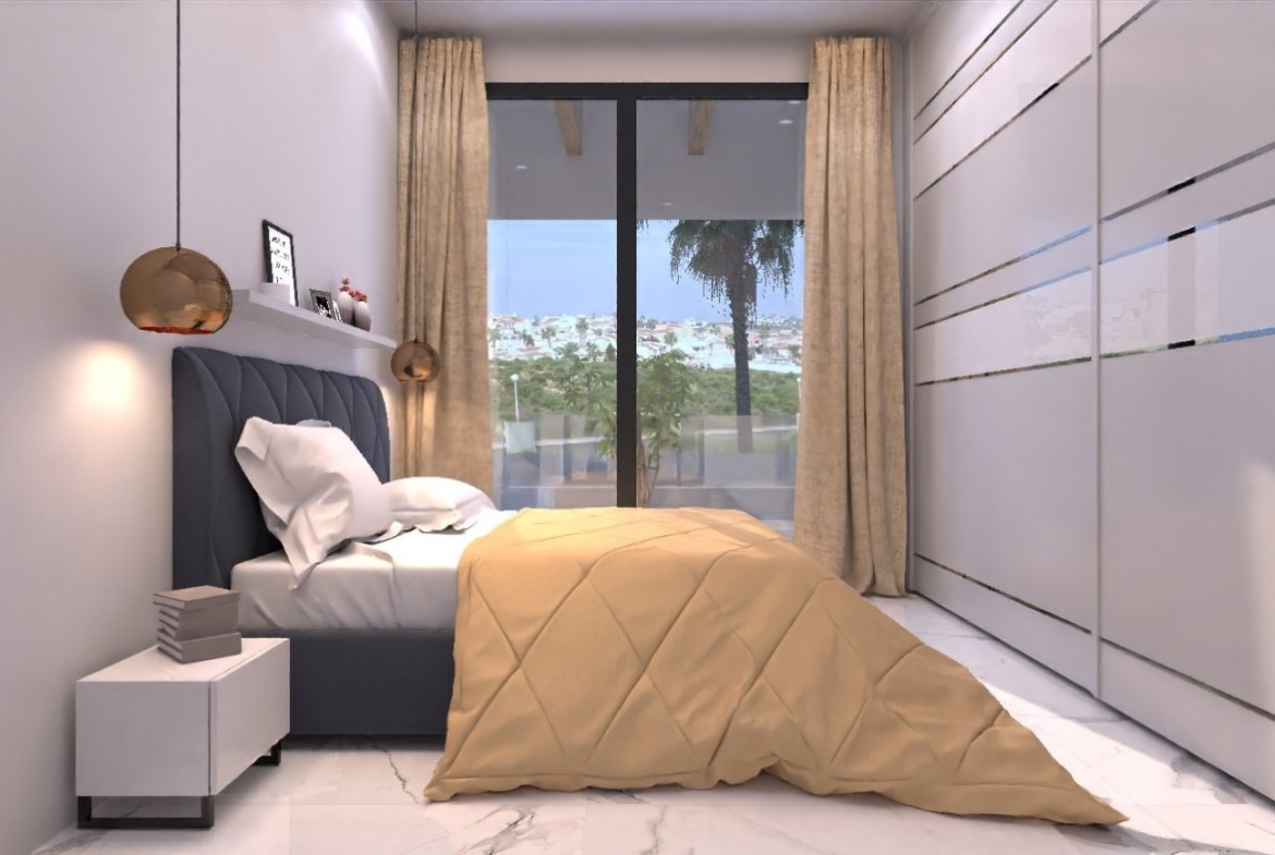 BEAUTIFUL BIG VILLA WITH VIEWS TO THE GOLF COURSE “LA MARQUESA”!