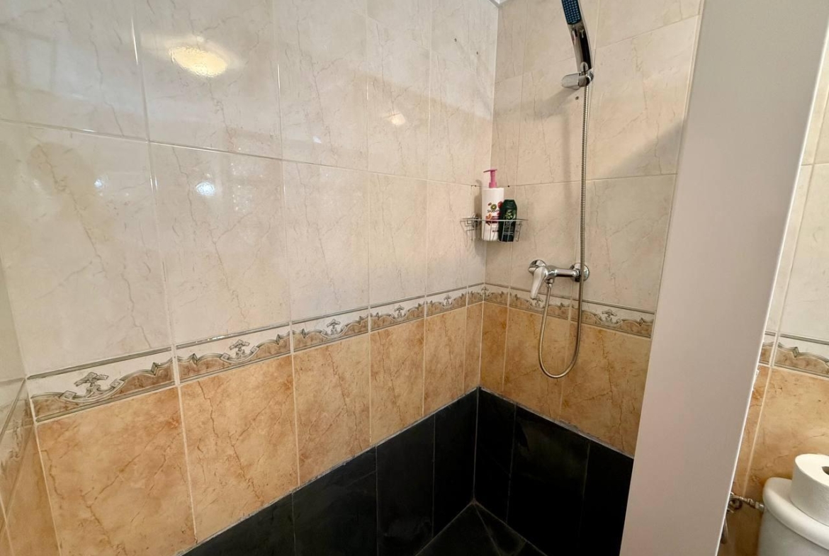 Exclusive apartment with 2 bedrooms and 3 terraces – Ref. A10245