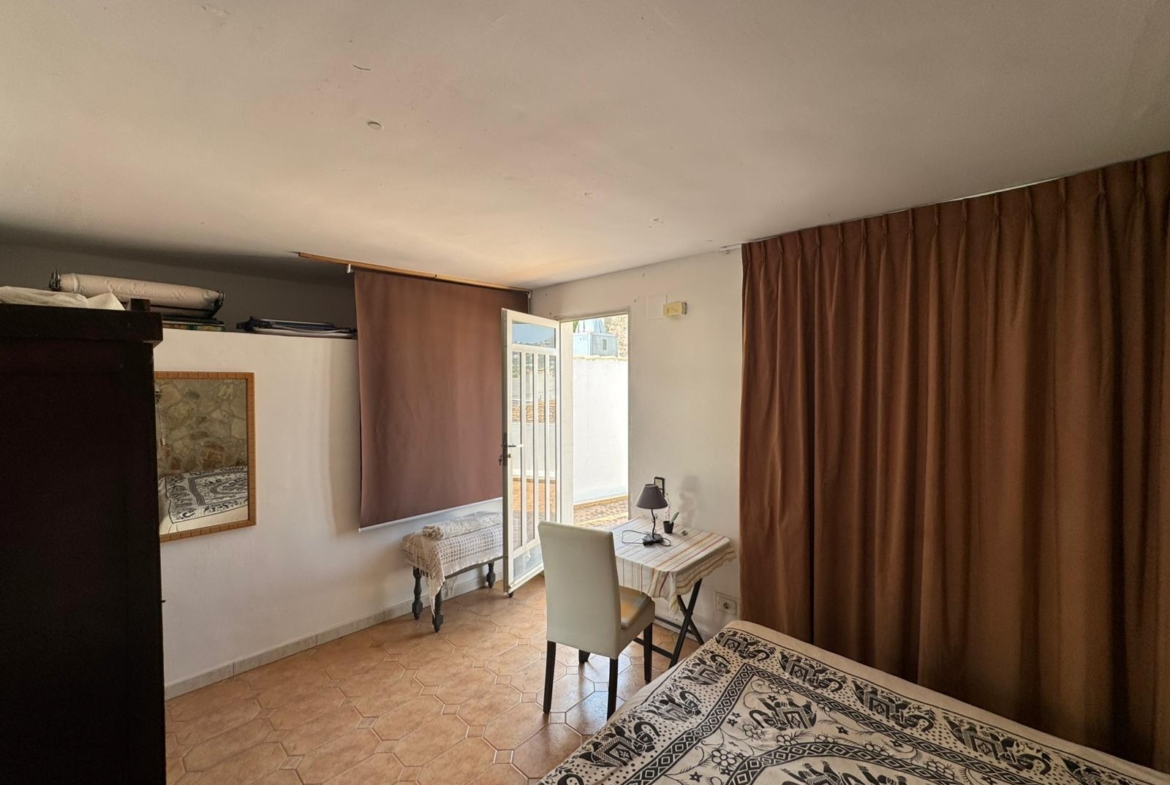 Magnificent Historic House in the Heart of Calpe — Ideal Investment and Home with Soul