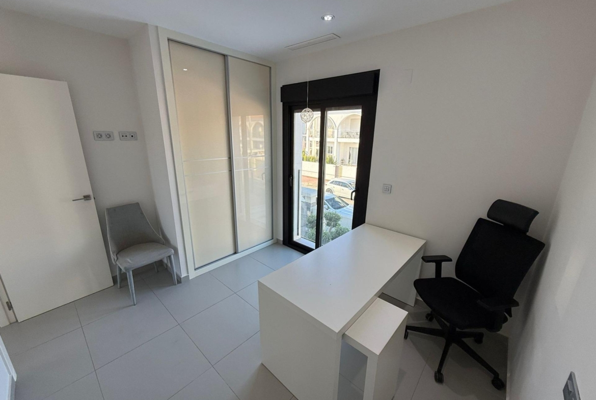 Prachtige vrijstaande villa met een perceel van 300 m2