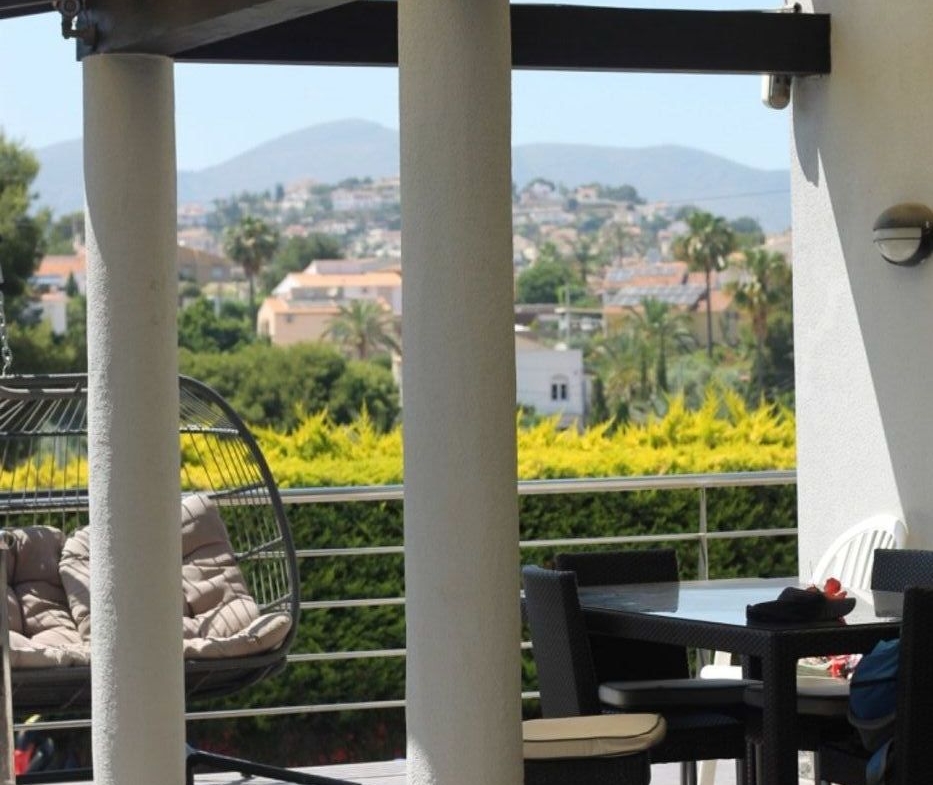 VILLA IN CALPE FOR SALE