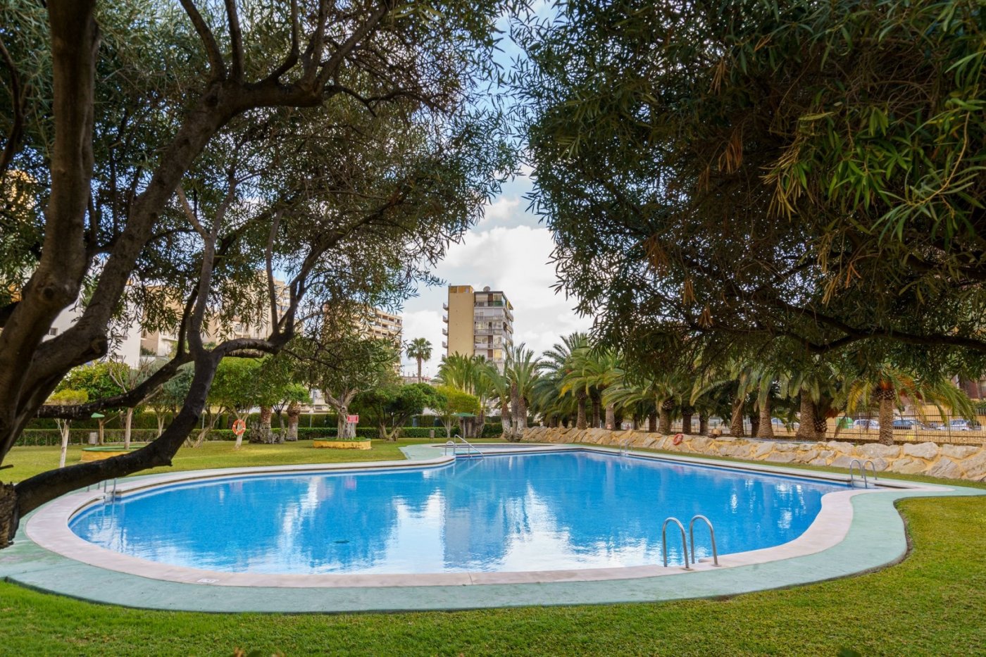 4-29-7 MARVELLOUS PENTHOUSE INBENIDORM IN LA CALA WITH SEA VIEWS