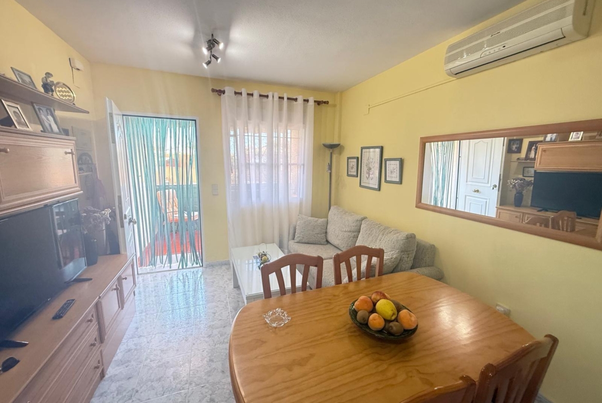 Great High Bungalow in Playa Flamenca: 3 bedrooms, 1 bathroom, 3 storage rooms, pool.