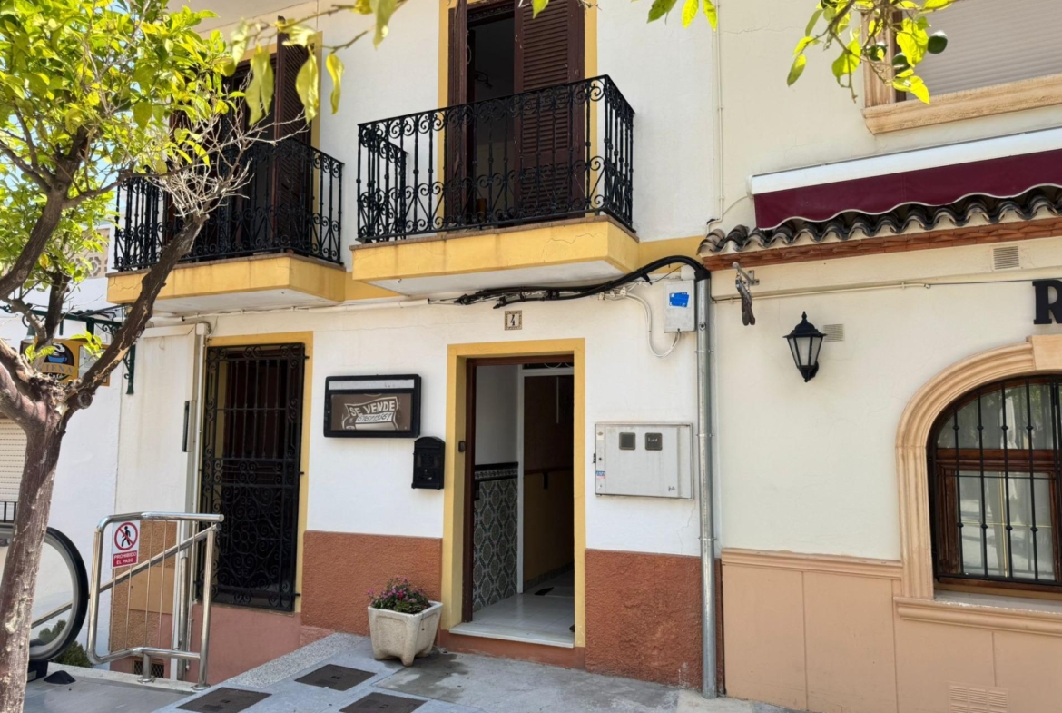 Magnificent Historic House in the Heart of Calpe — Ideal Investment and Home with Soul