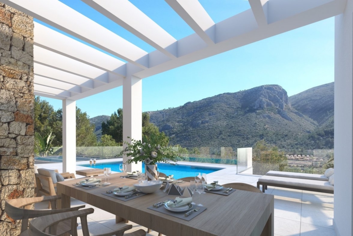 Villa de diseño en Urbanización Solana II a solo 10 km de Denia