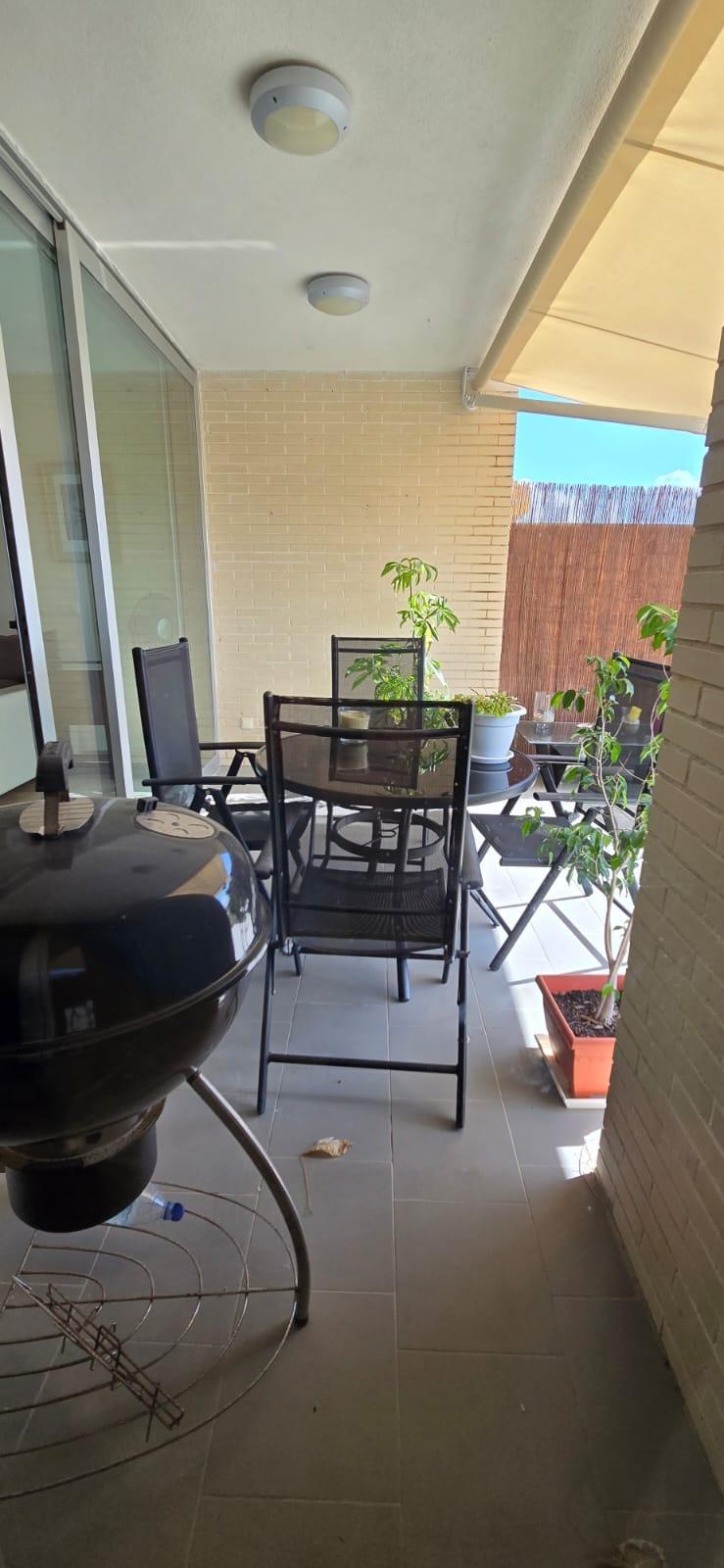 BUNGALOW IN CITY OF LIGHT FACING THE SEA – TORMOS STREET