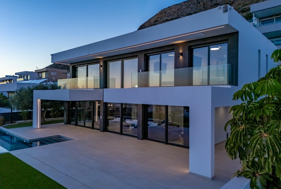 Villa Roma: Exclusivity and Elegance in Finestrat 🌟