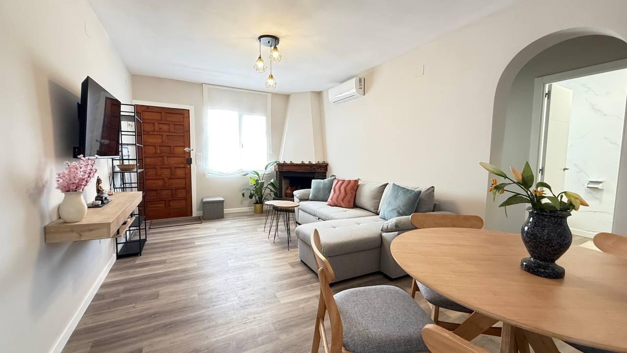 Ground floor bungalow, renovated, with 2 bedrooms and 1 bathroom