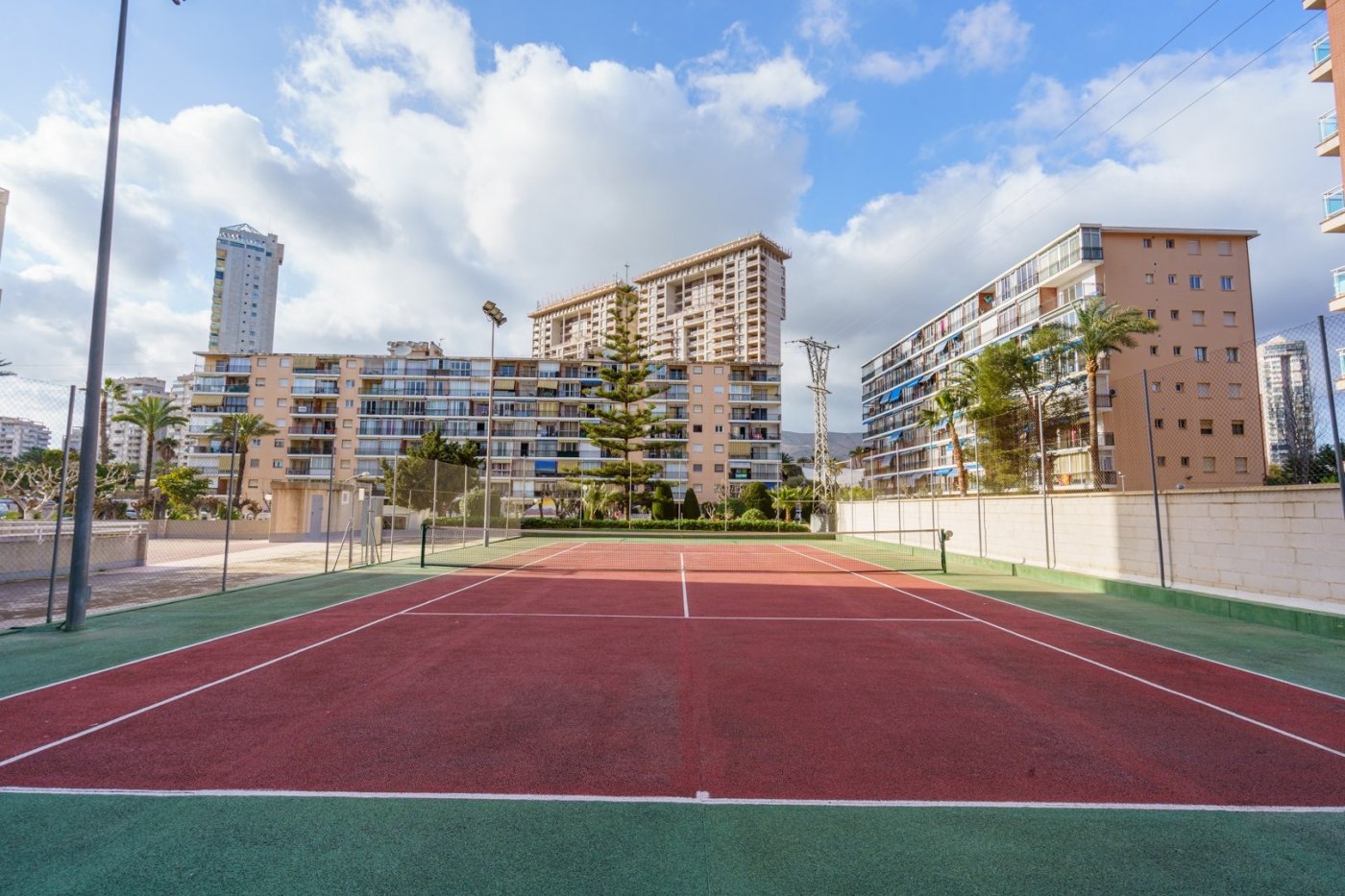 4-31-6 MARVELLOUS PENTHOUSE INBENIDORM IN LA CALA WITH SEA VIEWS