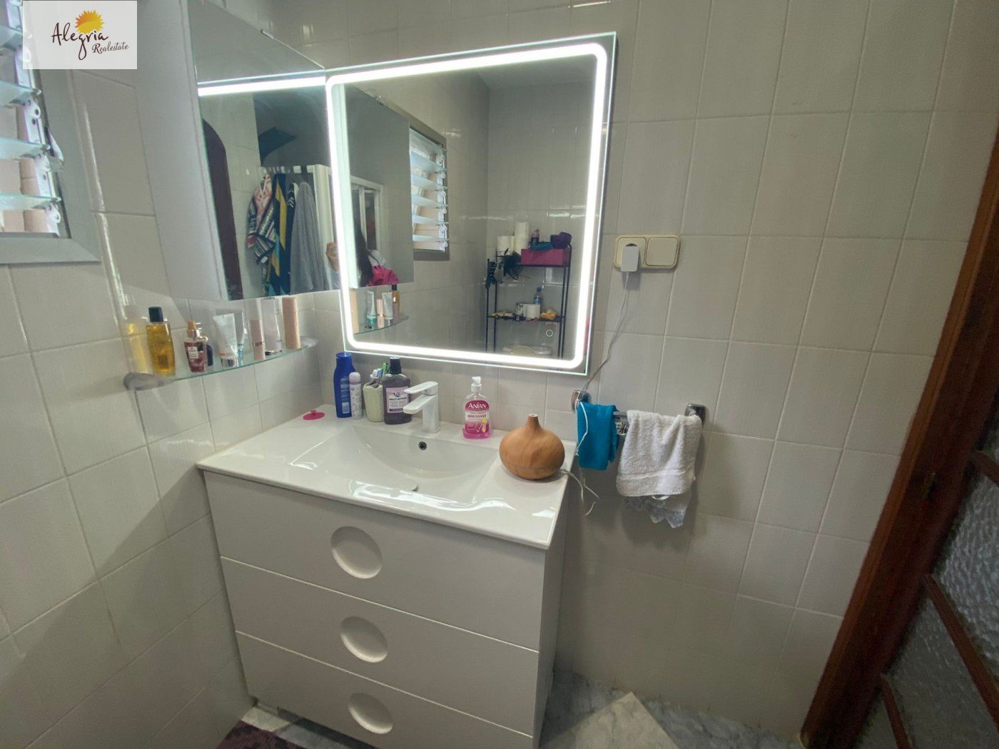 4-32 Villa for sale in Algimia de Alfara