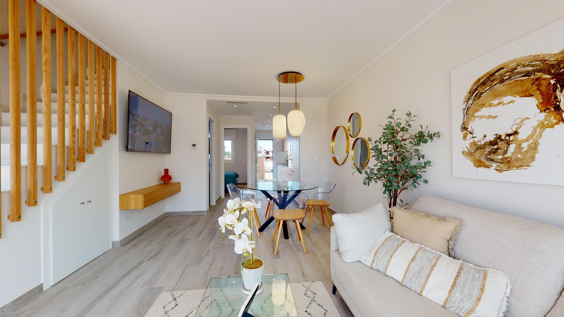 4-33-27 ADOSADOS DE OBRA NUEVA EN PILAR DE LA HORADADA. 3 DORM. 2 BAÑOS. CON PLAZA DE GARAJE Y PISCINA. 83 M2. JARDIN 33 M2. SOLARIUM 34 M2.