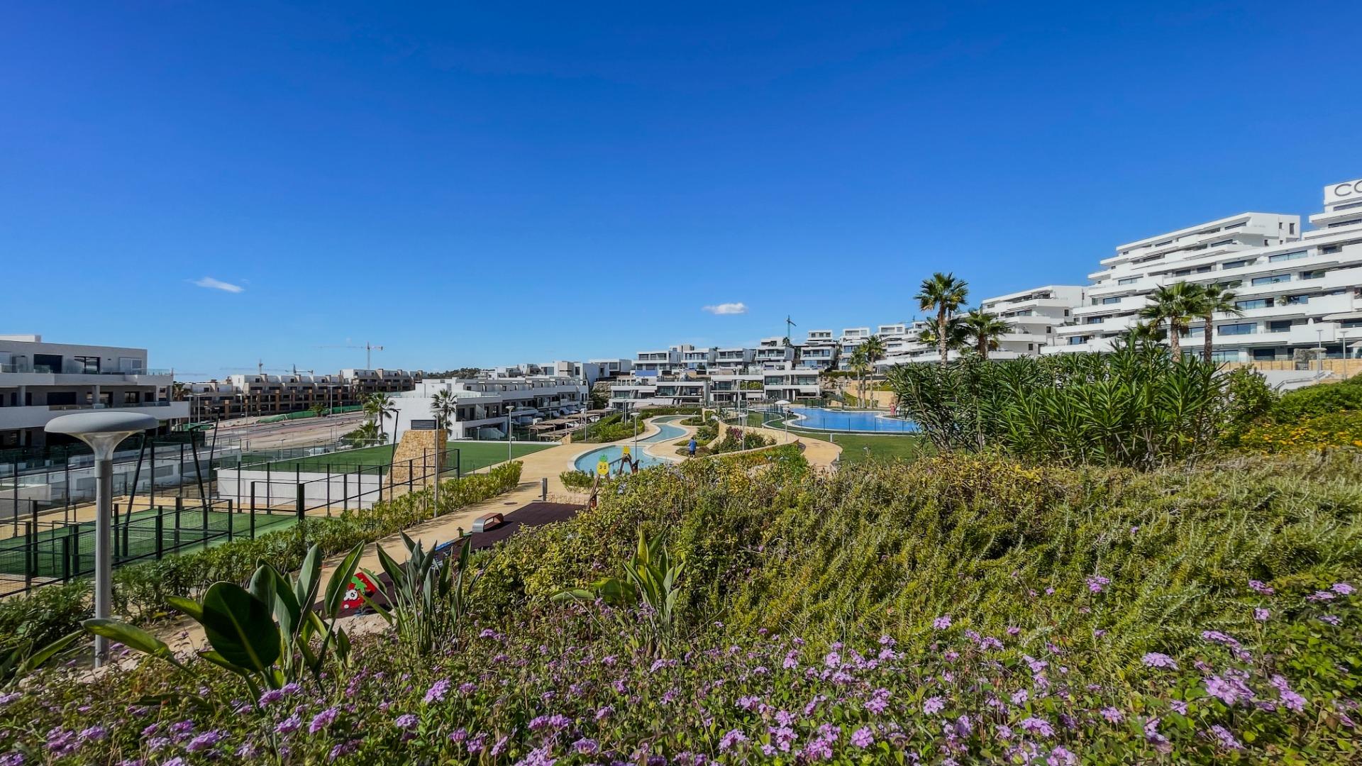 4-34-13 Modern Duplex Near Benidorm in Camporrosso Village Complex