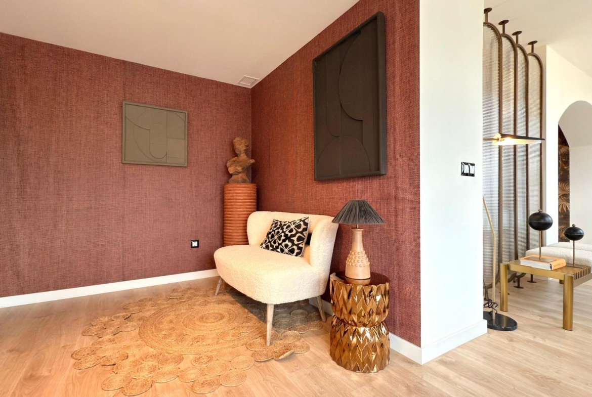 Exclusief penthouse met uitzicht op zee en prachtige renovatie, in pau 5