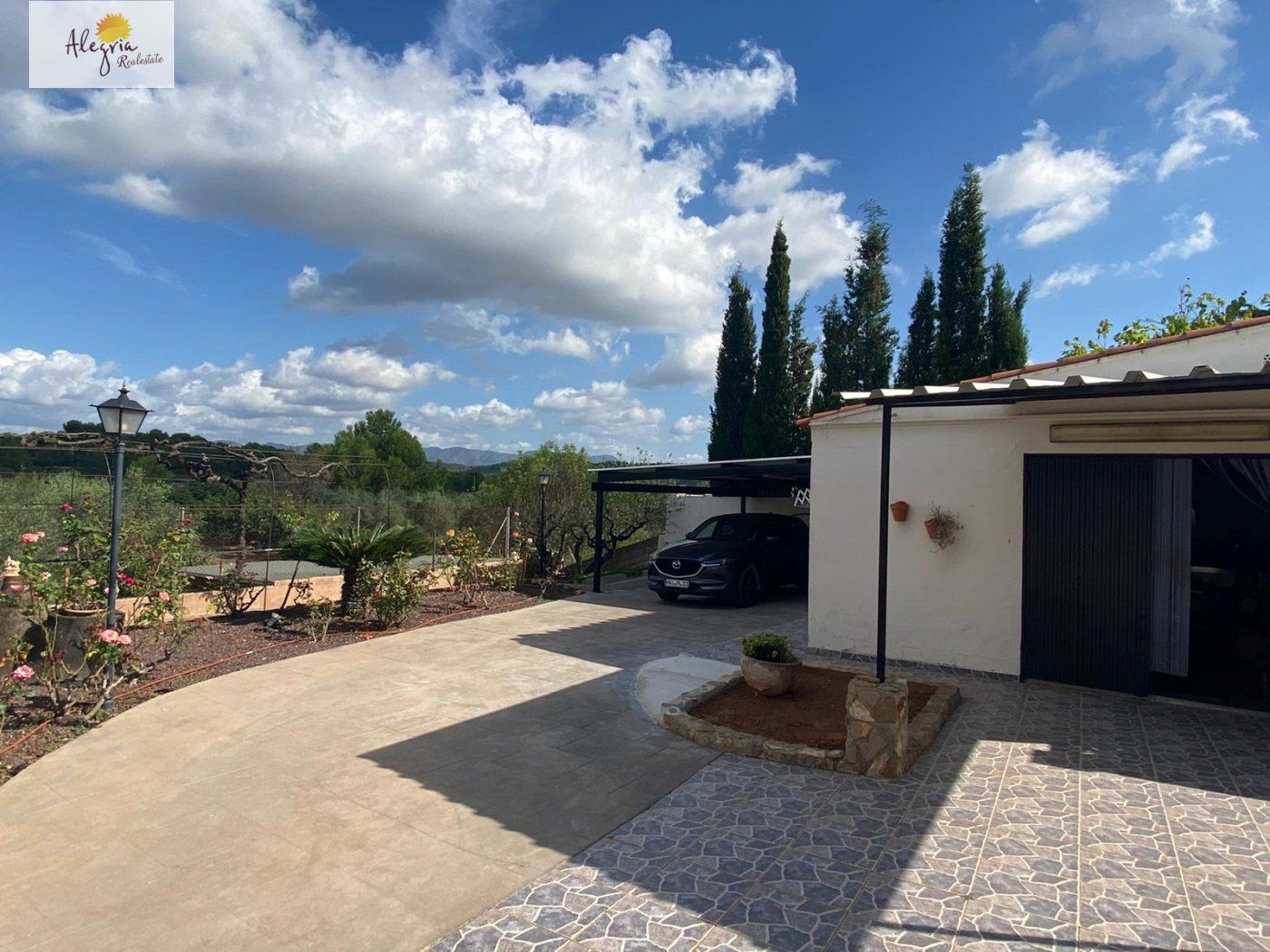 4-34 Villa for sale in Algimia de Alfara