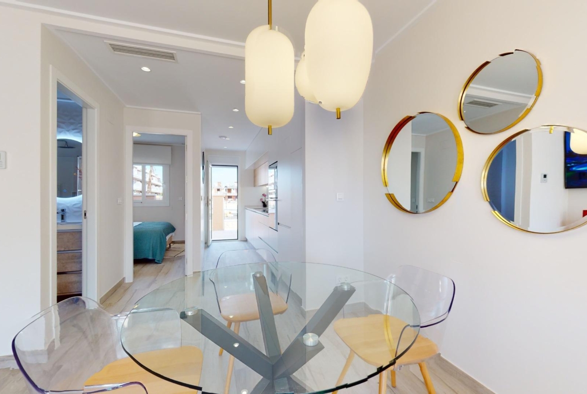 ADOSADOS DE OBRA NUEVA EN PILAR DE LA HORADADA. 3 DORM. 2 BAÑOS. CON PLAZA DE GARAJE Y PISCINA. 83 M2. JARDIN 33 M2. SOLARIUM 34 M2.