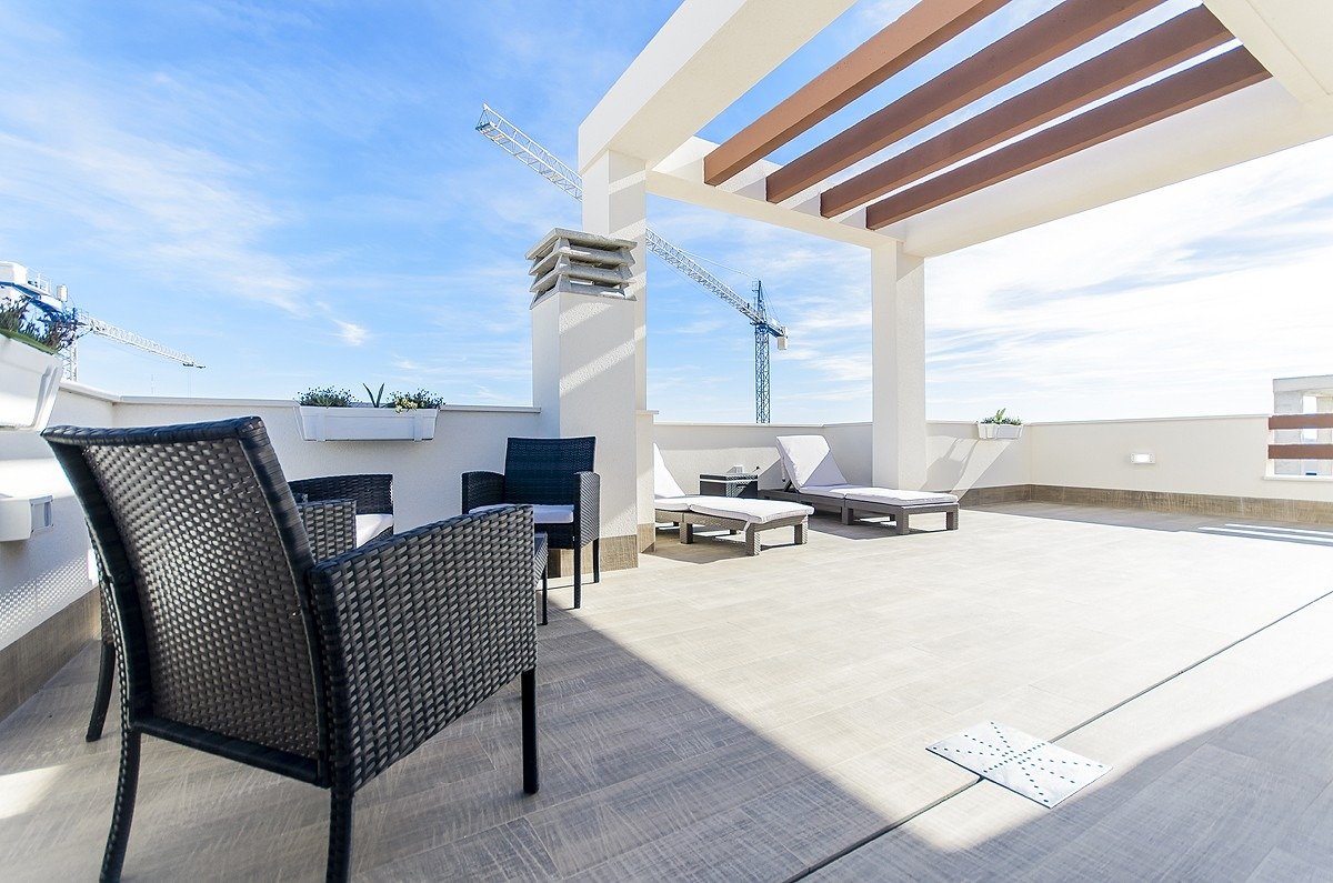 NEW BUILD RESIDENTIAL OF VILLAS IN LOS MONTESINOS