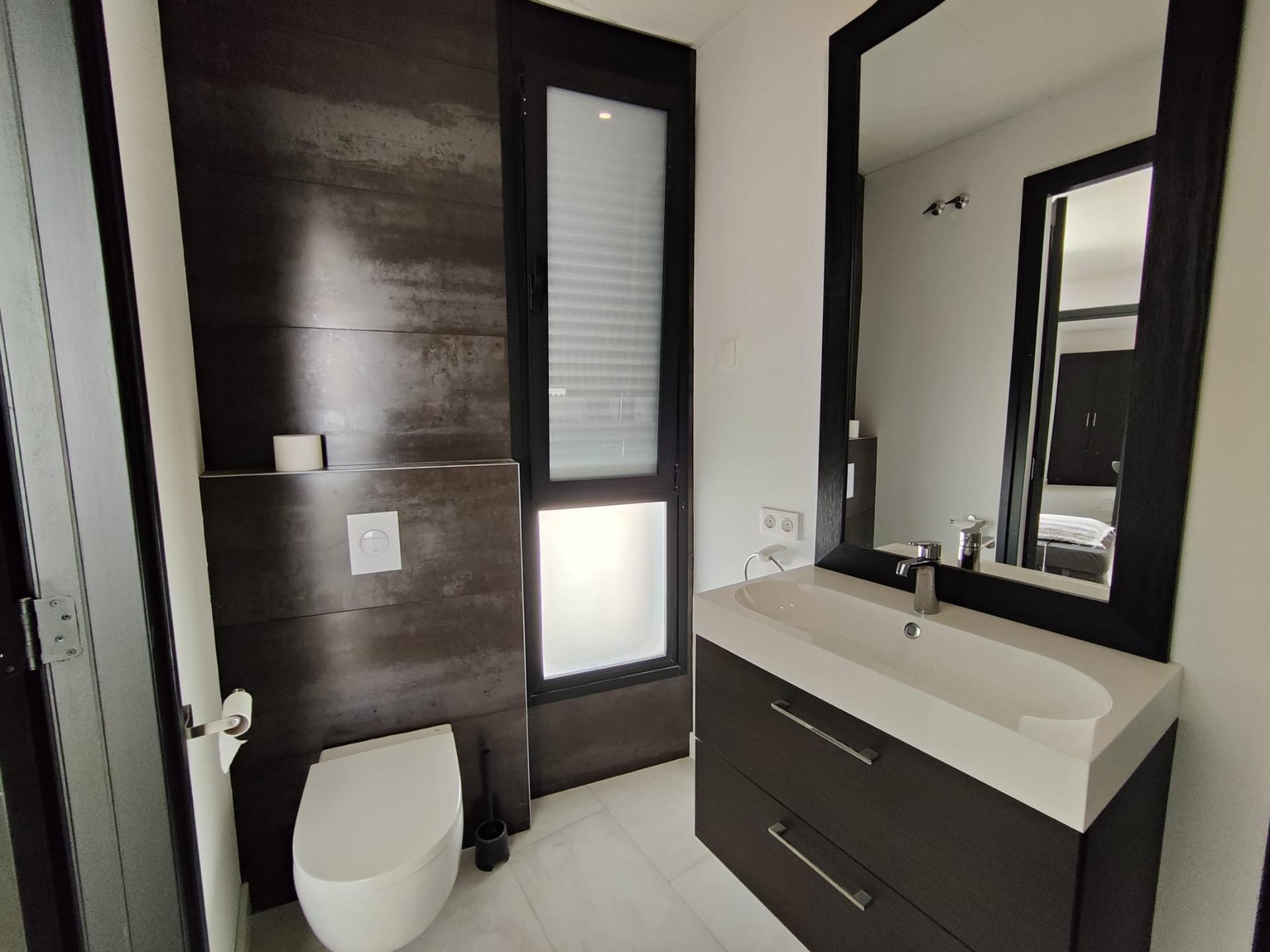 LARGE MODERN VILLA IN FINESTRAT