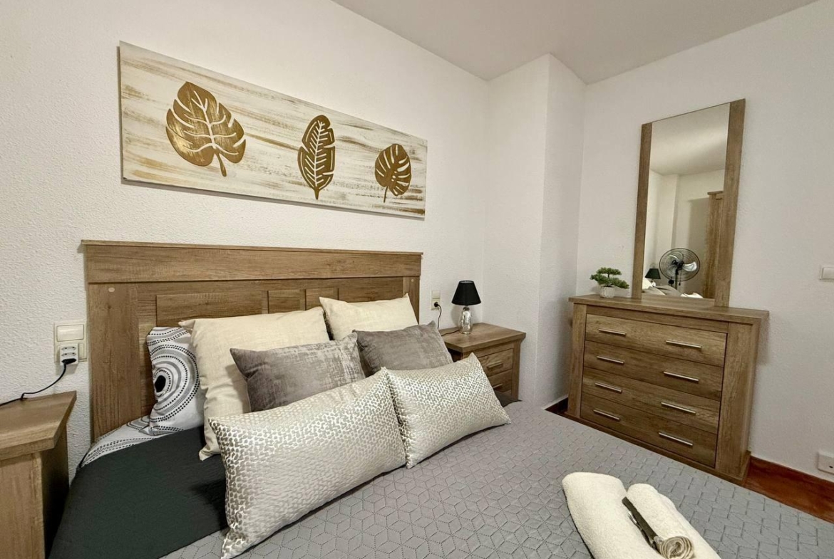 Exclusive apartment with 2 bedrooms and 3 terraces – Ref. A10245