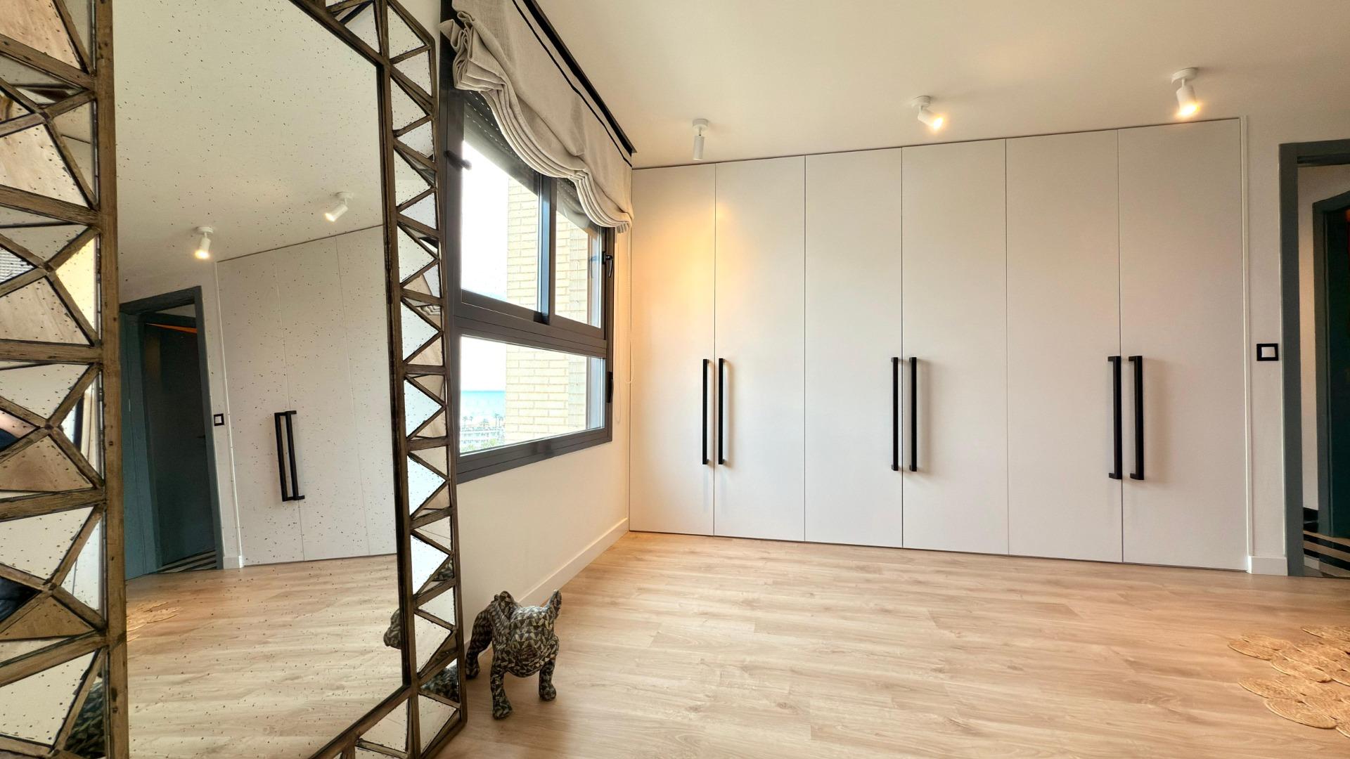 4-36-15 Exclusief penthouse met uitzicht op zee en prachtige renovatie, in pau 5