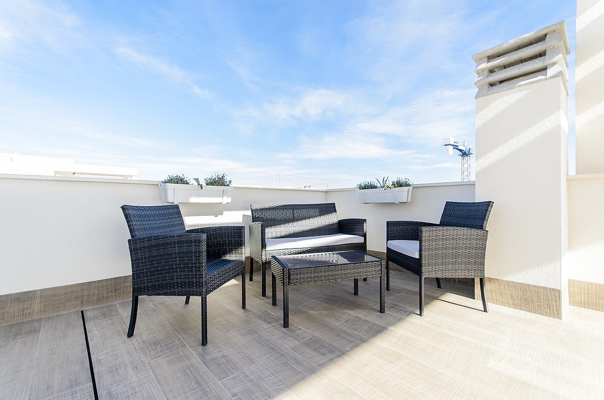 NEW BUILD RESIDENTIAL OF VILLAS IN LOS MONTESINOS