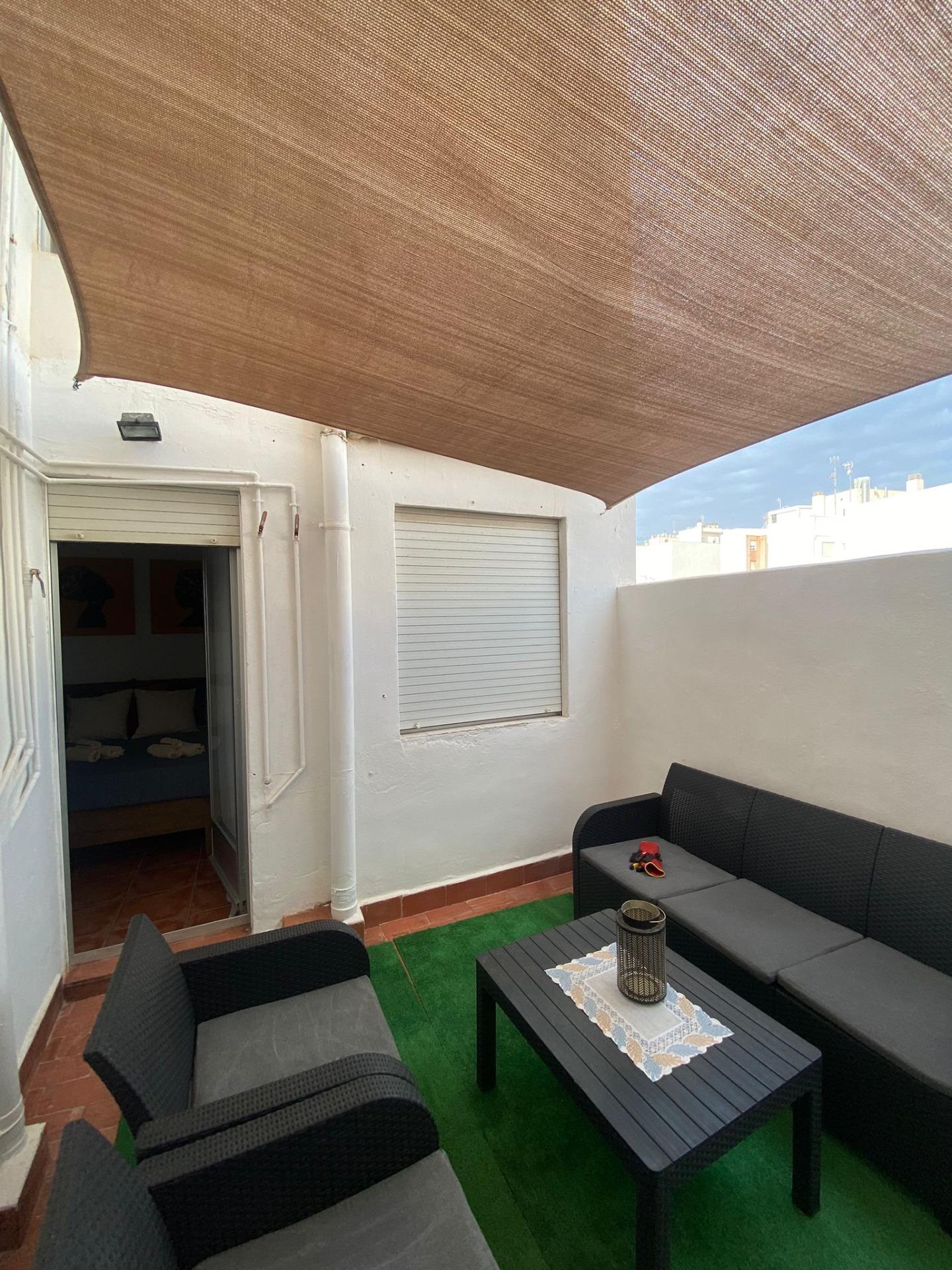 4-39-10 Exclusive apartment with 2 bedrooms and 3 terraces – Ref. A10245