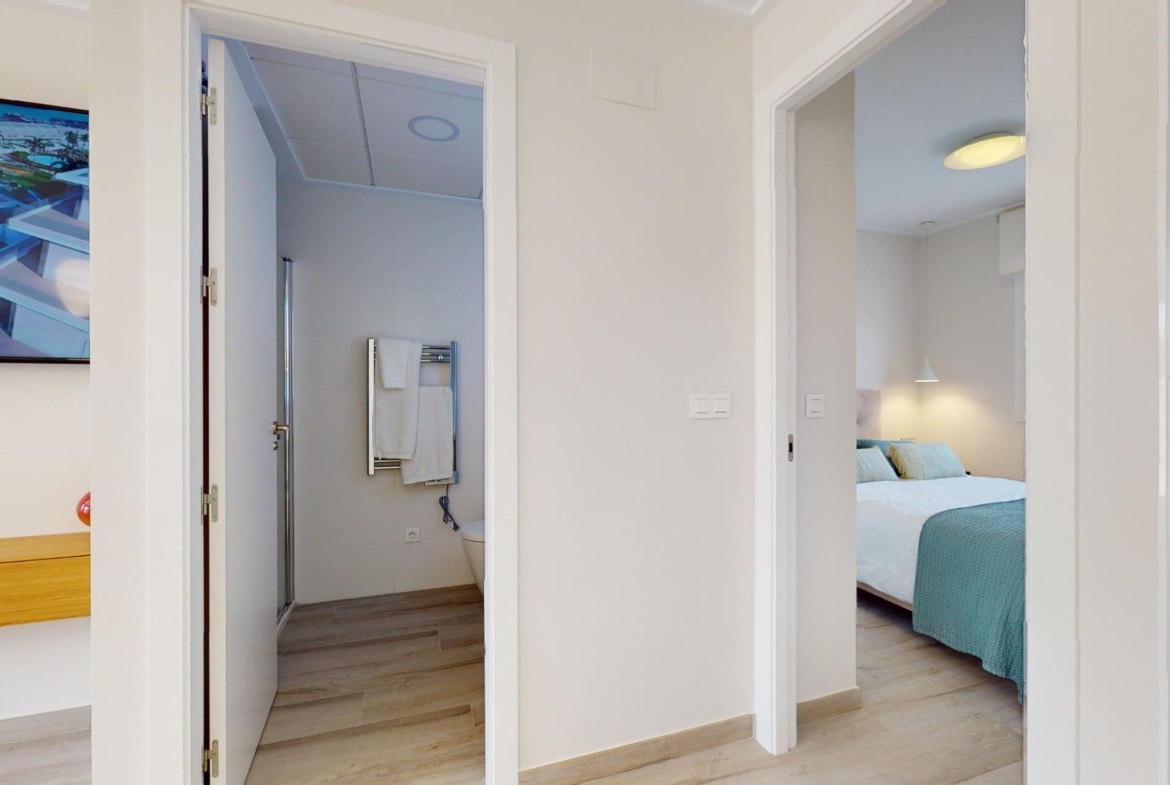 ADOSADOS DE OBRA NUEVA EN PILAR DE LA HORADADA. 3 DORM. 2 BAÑOS. CON PLAZA DE GARAJE Y PISCINA. 83 M2. JARDIN 33 M2. SOLARIUM 34 M2.