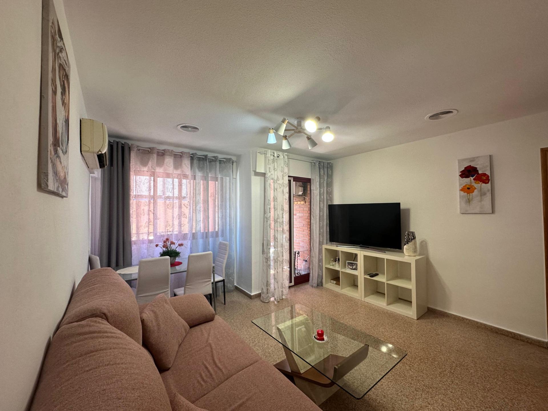 4-4-1 Cosy flat in Carolinas Altas