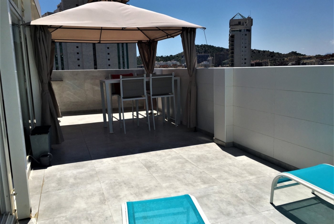 MARVELLOUS PENTHOUSE INBENIDORM IN LA CALA WITH SEA VIEWS
