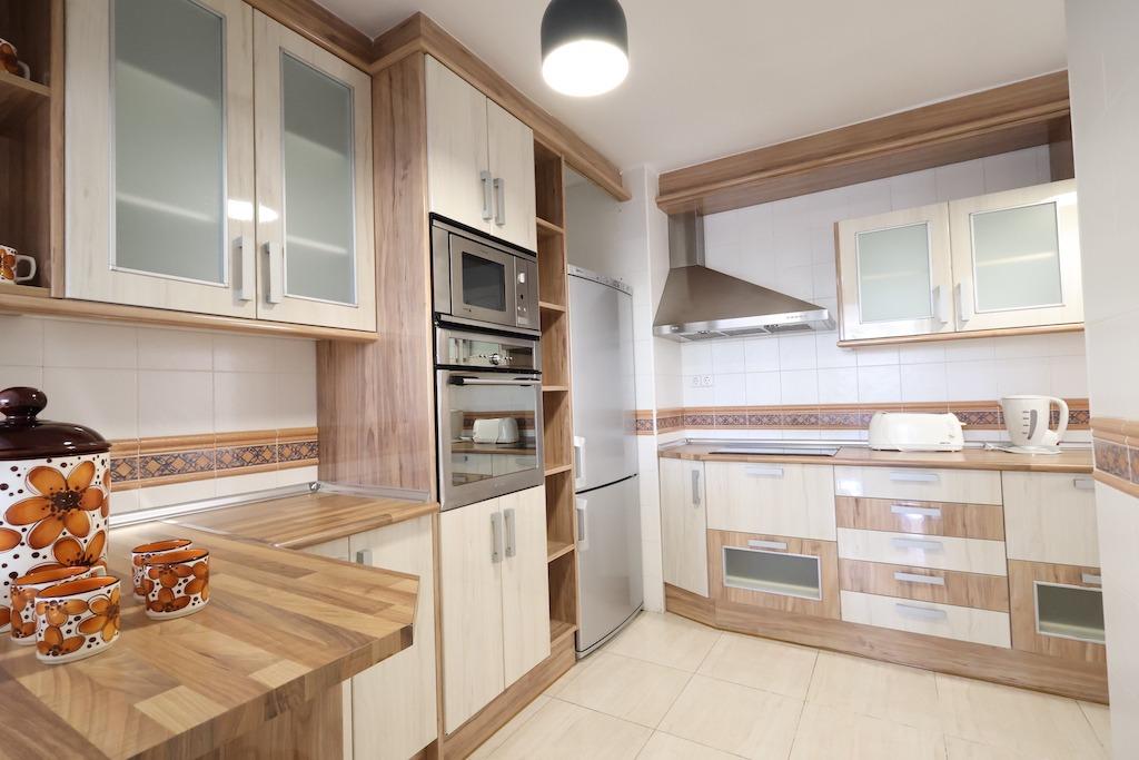 Torrevieja Avda de la Libertad, 1e verdieping appartement voor de nieuwe haven