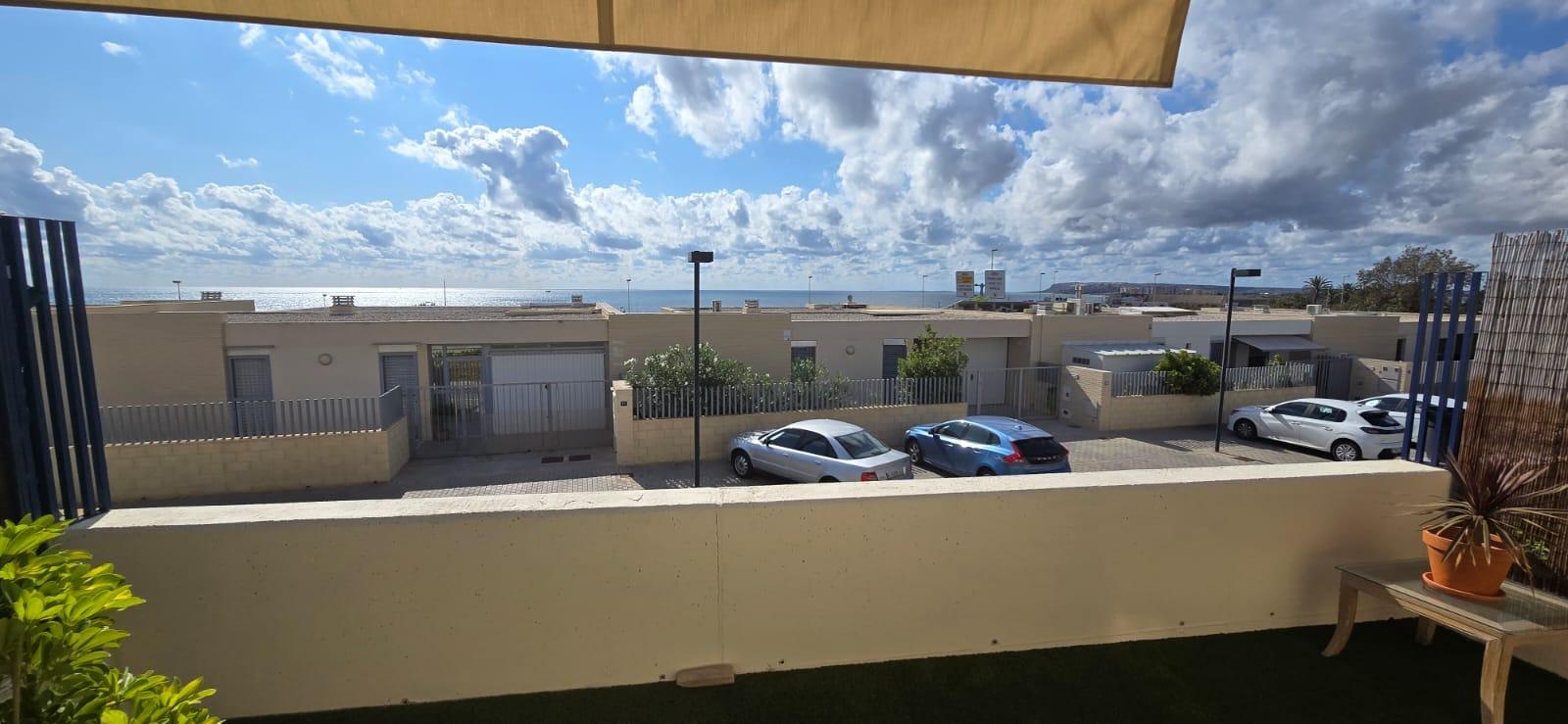 BUNGALOW IN CITY OF LIGHT FACING THE SEA – TORMOS STREET