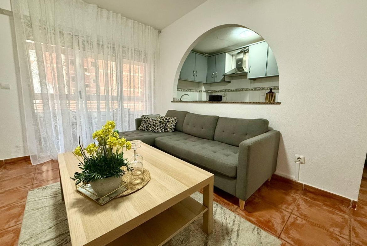 Exclusive apartment with 2 bedrooms and 3 terraces – Ref. A10245