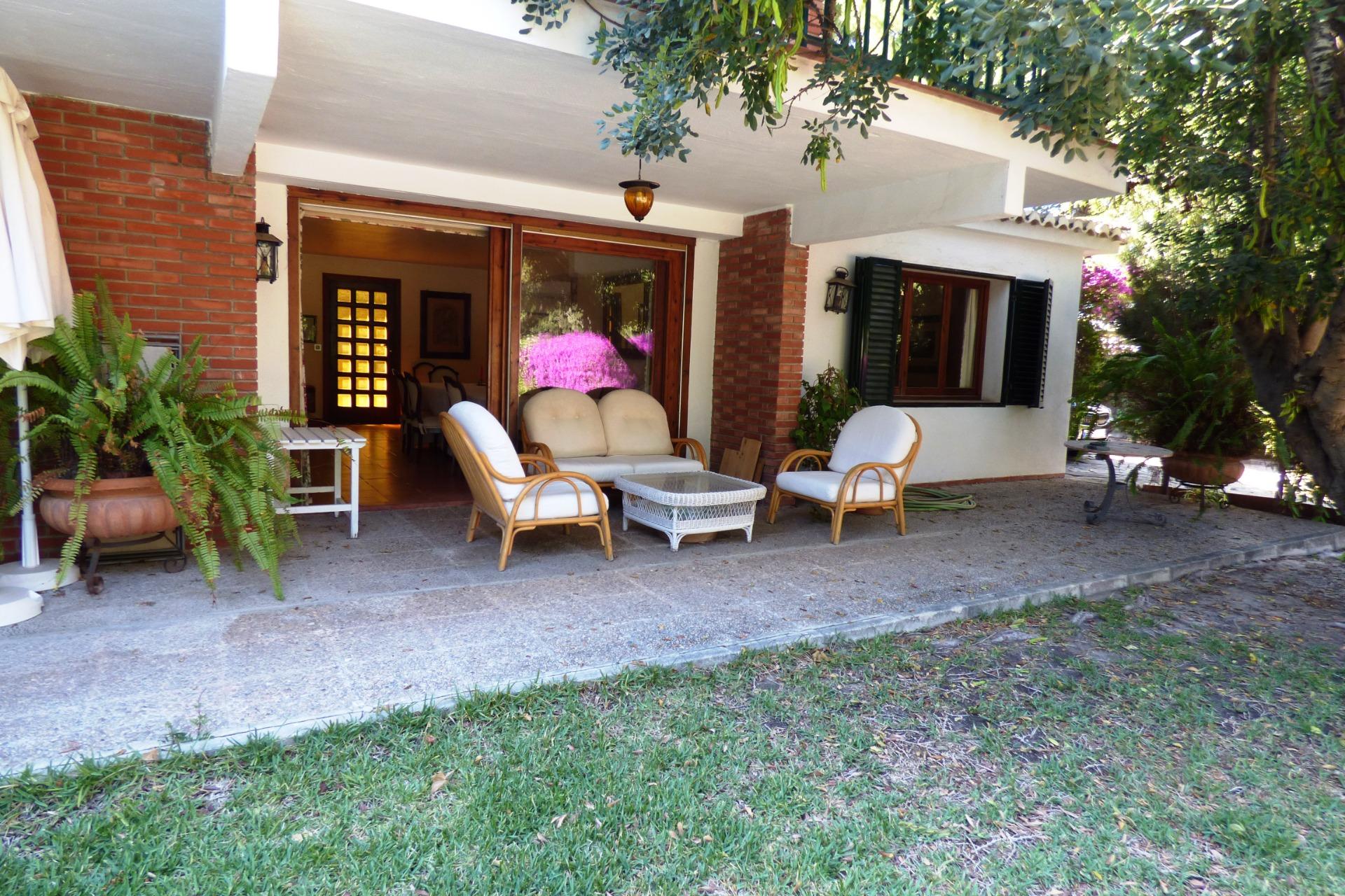 4-4-93 Espectacular Vivienda Independiente en Zona Frank Espinós