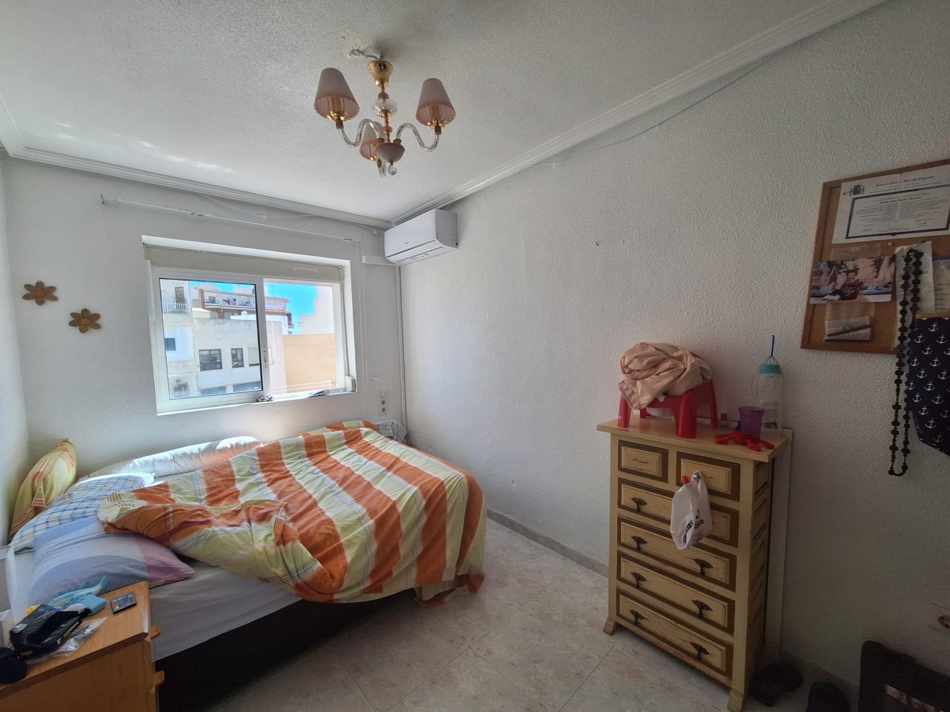 PISO AMPLIO Y LUMINOSO CON ASCENSOR EN PINTOR GISBERT – SAN BLAS