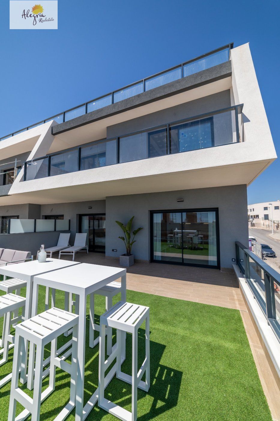APPARTEMENTEN IN NIEUWE GEBOUW IN GRAN ALACANT TE KOOP
