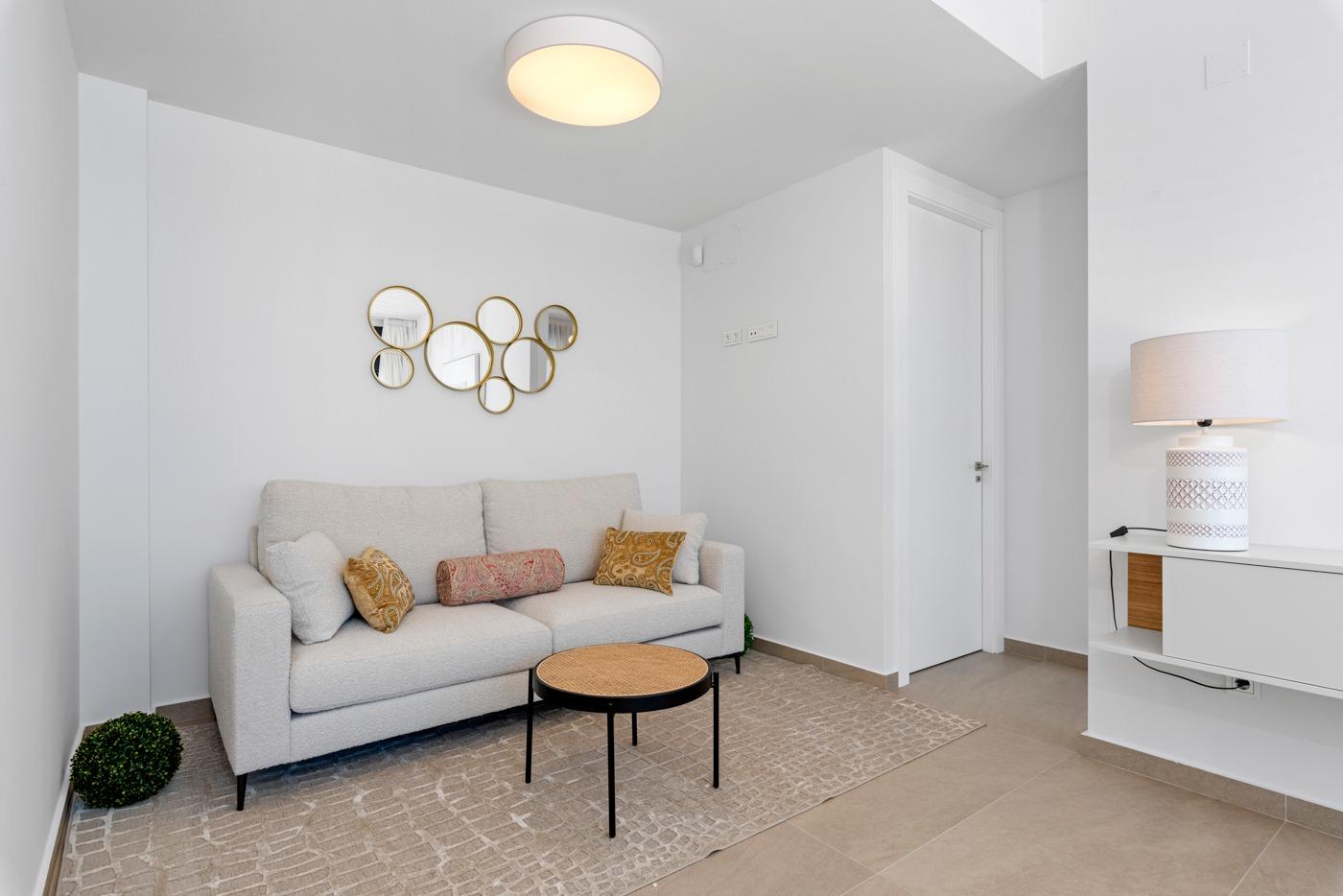 4-40-9 OBRA NUEVA! VILLA DE LUJO EN ORIHUELA COSTA. PLAYA A 350 METROS.