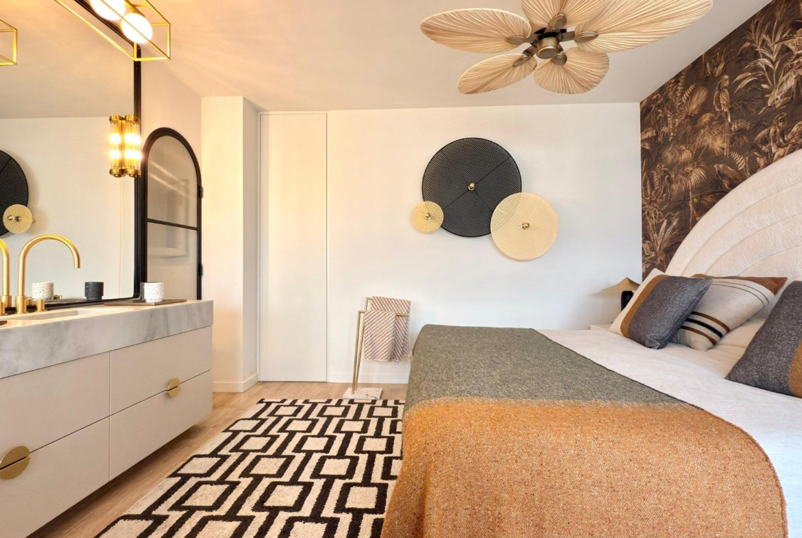 Exclusief penthouse met uitzicht op zee en prachtige renovatie, in pau 5