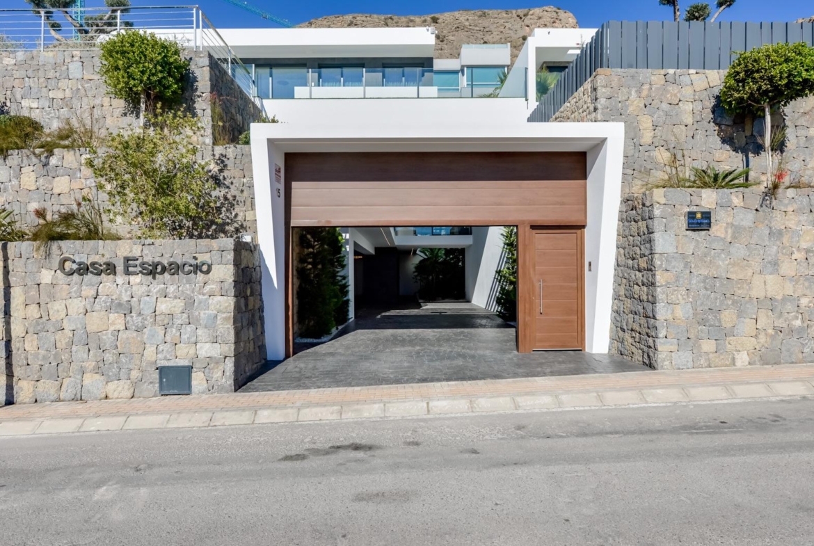 Villa Roma: Exclusivity and Elegance in Finestrat 🌟