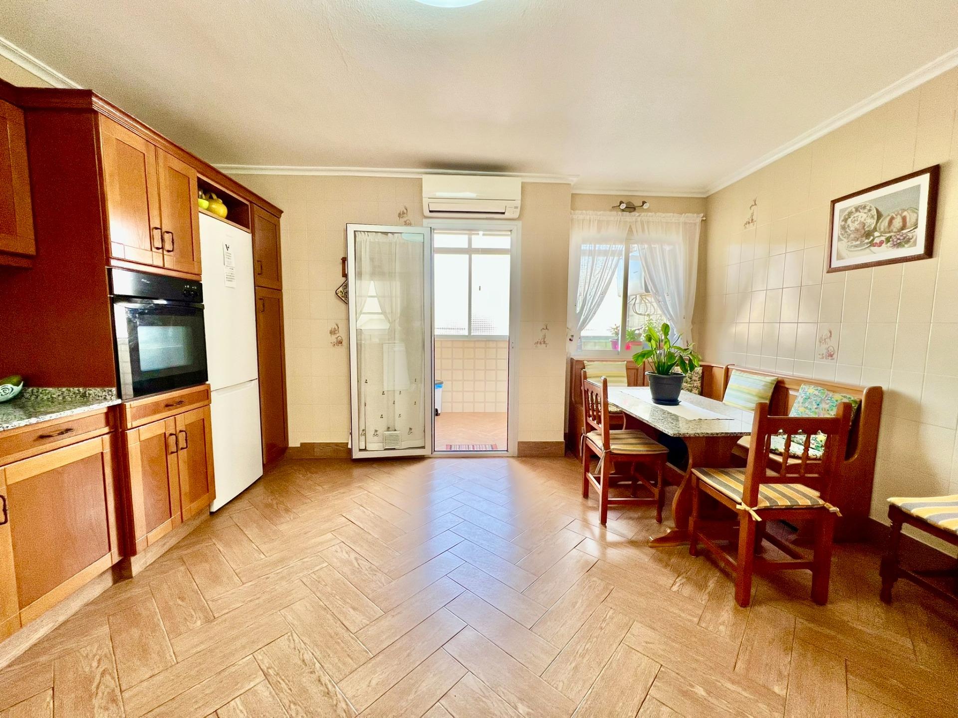 4-42-19 Confort, amplitud y exclusivididad. PISO DE 145m2 EN UBICACIÓN PRIVILEGIADA