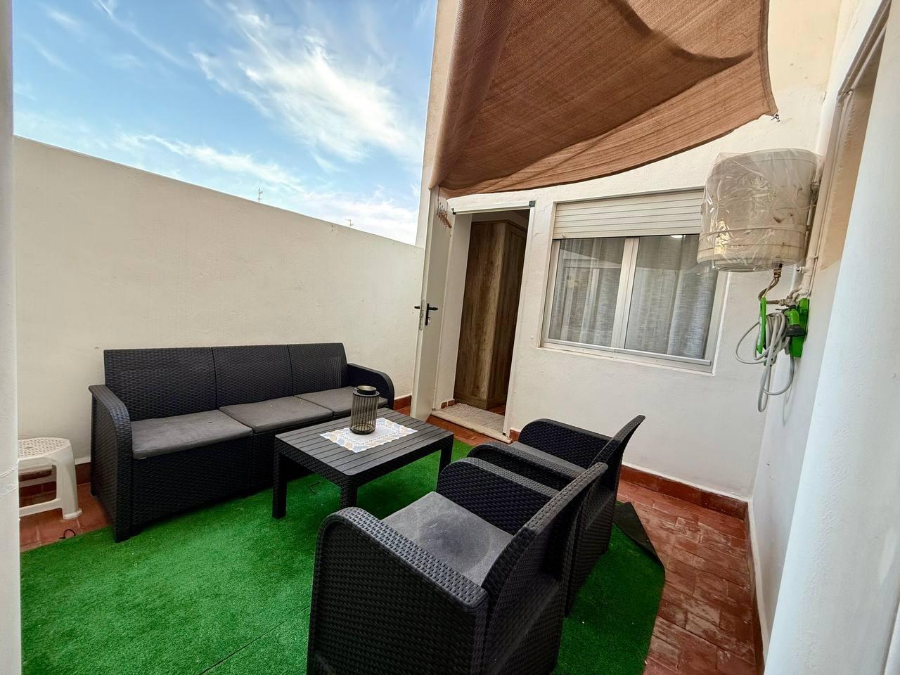 4-42-9 Exclusive apartment with 2 bedrooms and 3 terraces – Ref. A10245