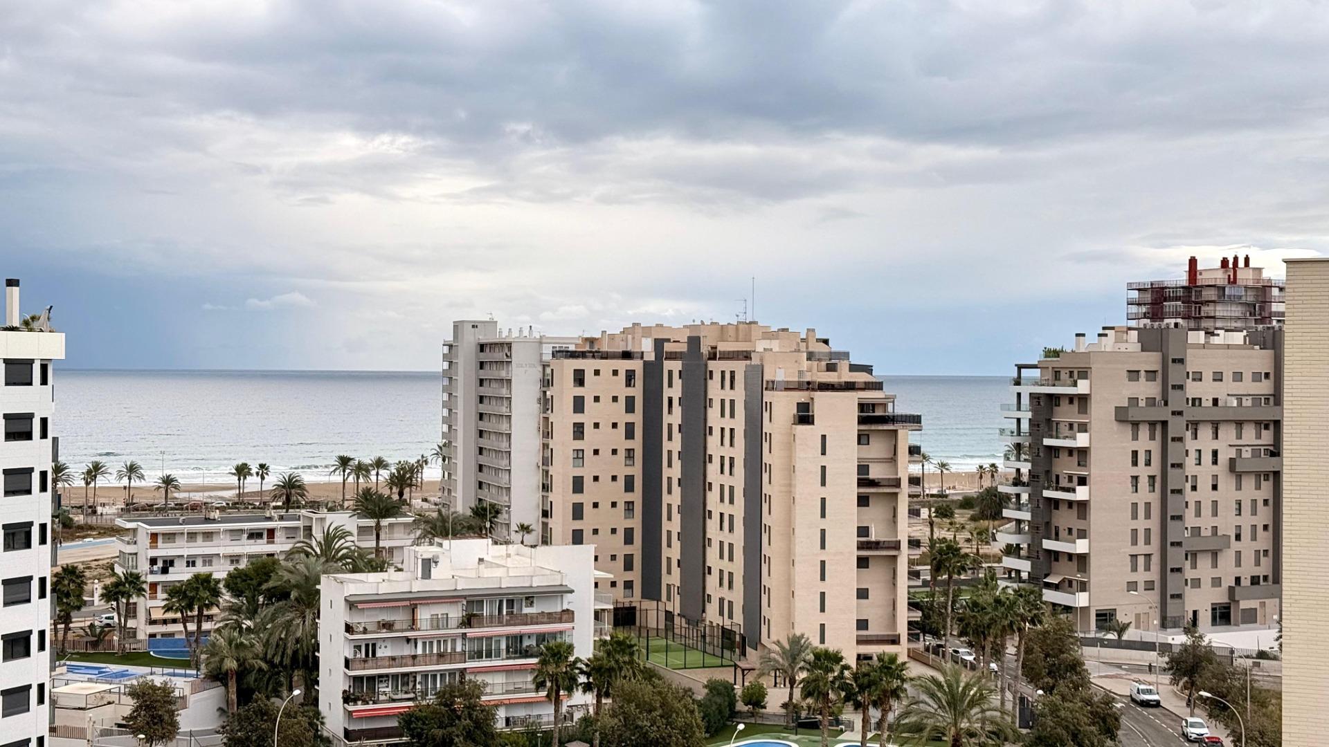 4-44-10 Exclusief penthouse met uitzicht op zee en prachtige renovatie, in pau 5