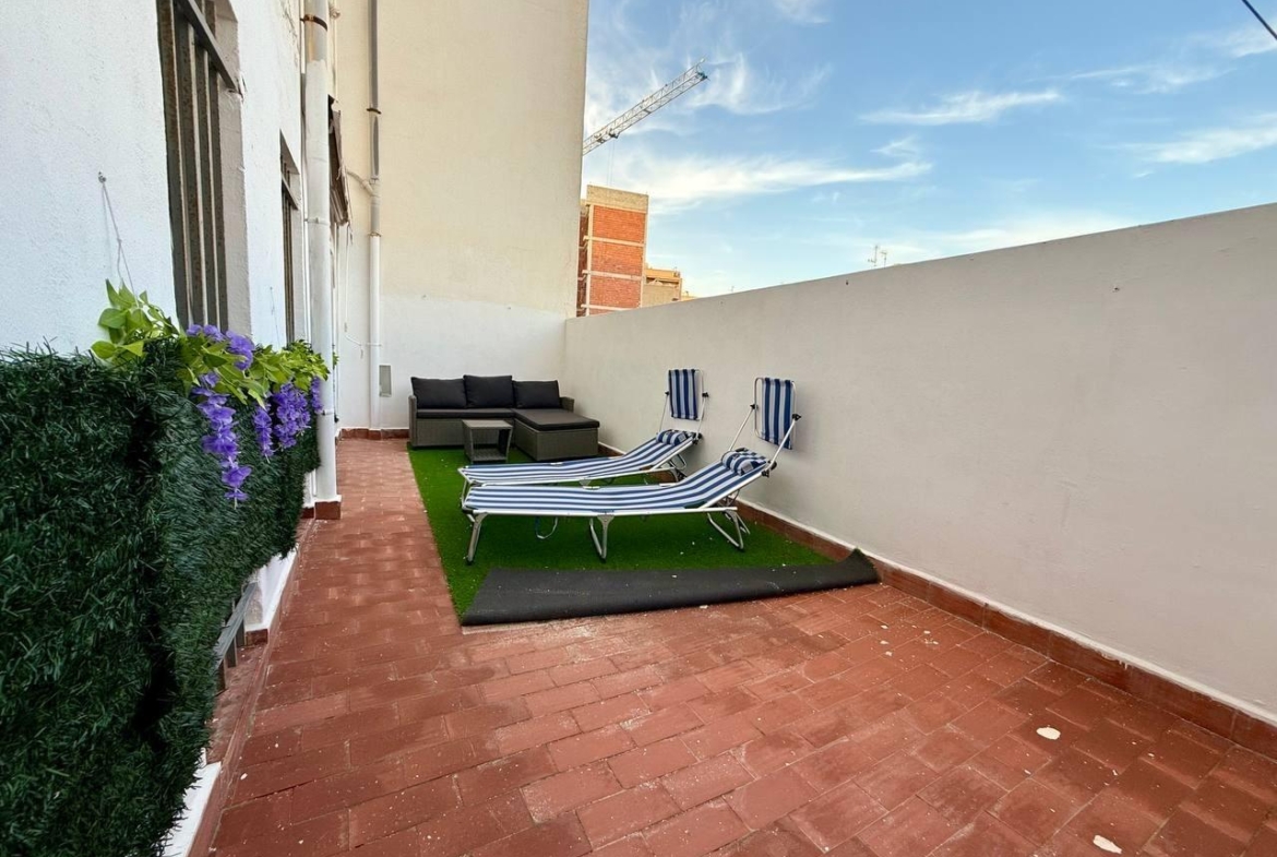 Exclusive apartment with 2 bedrooms and 3 terraces – Ref. A10245