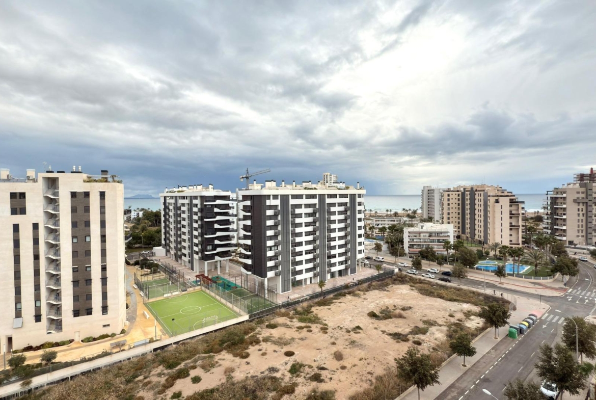 Exclusief penthouse met uitzicht op zee en prachtige renovatie, in pau 5