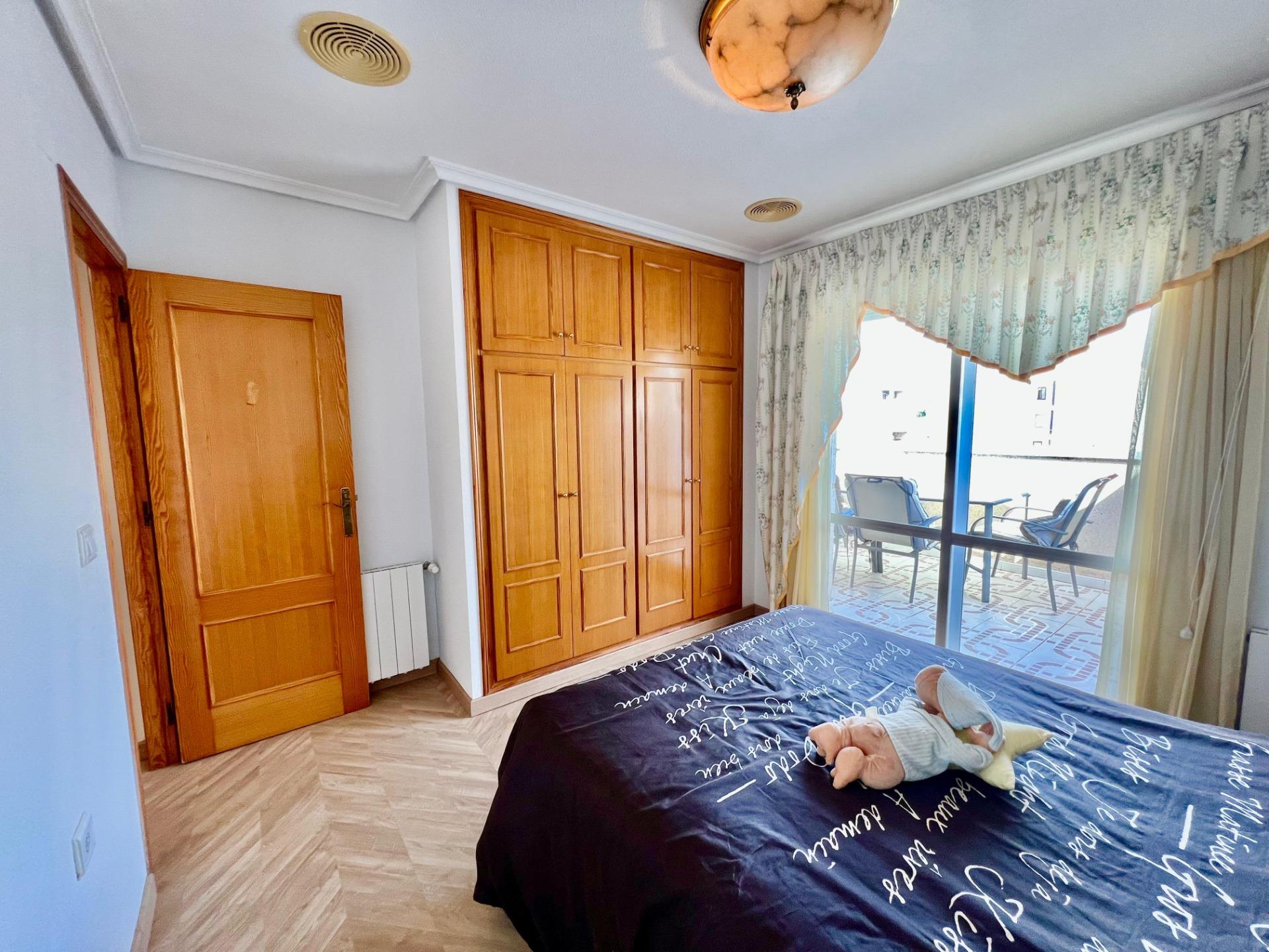 ATICO A 100m DE LA PLAYA DE LA MATA CON IMPRESIONANTE TERRAZA CON VISTAS AL MAR