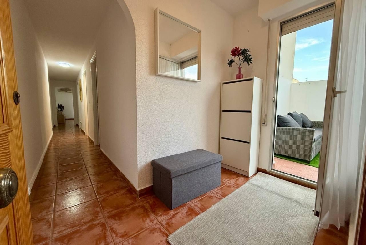 Exclusive apartment with 2 bedrooms and 3 terraces – Ref. A10245