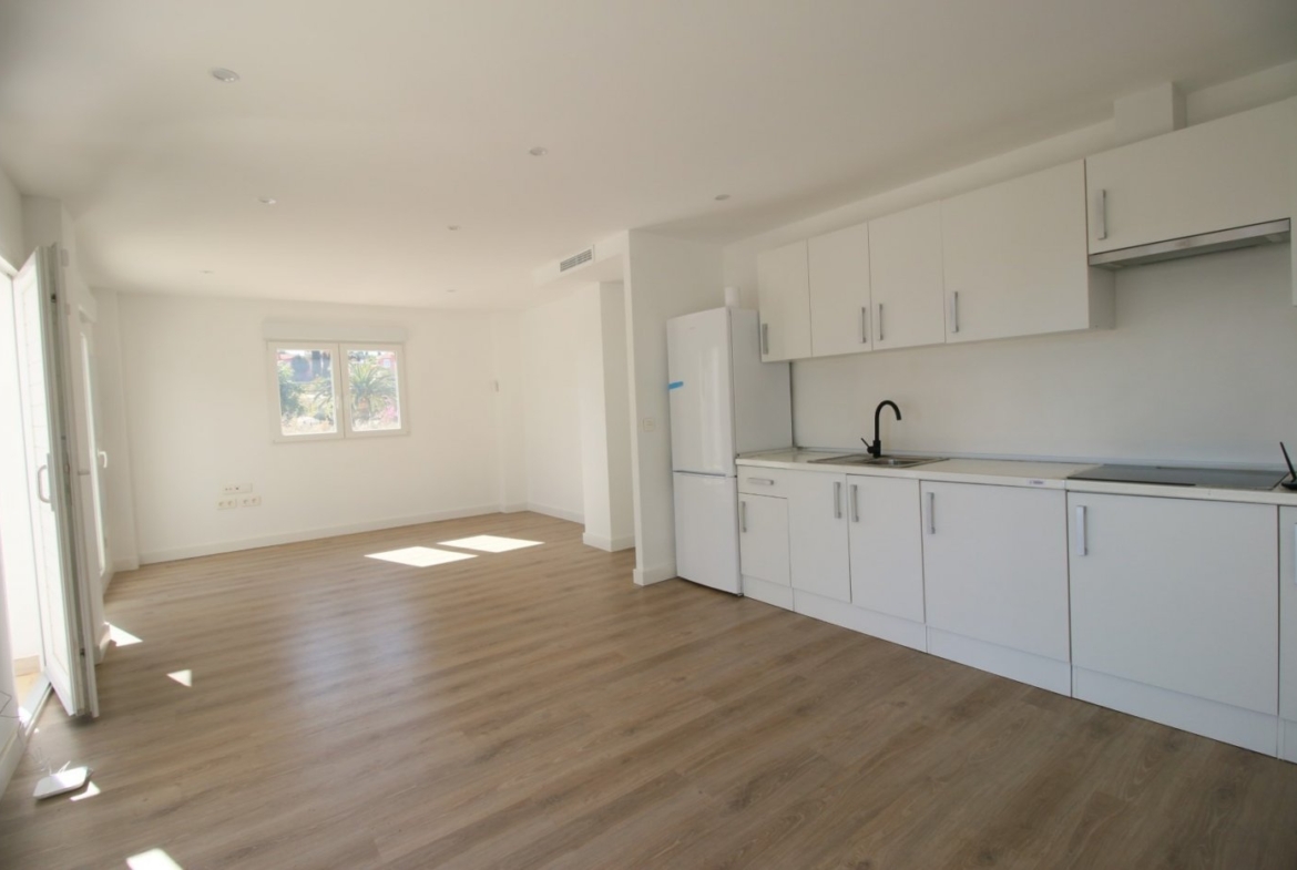 Villa de obra nueva en zona Av. Coloma de La Nucia