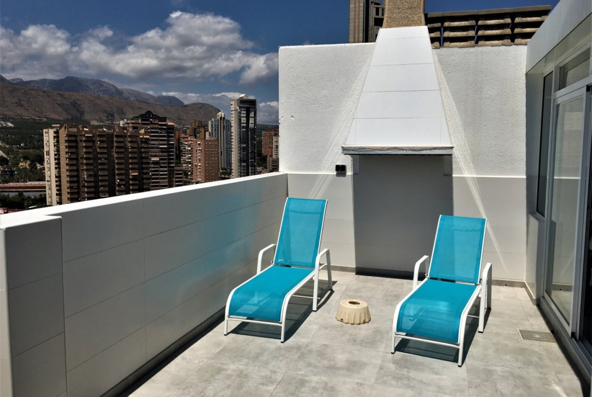MARVELLOUS PENTHOUSE INBENIDORM IN LA CALA WITH SEA VIEWS