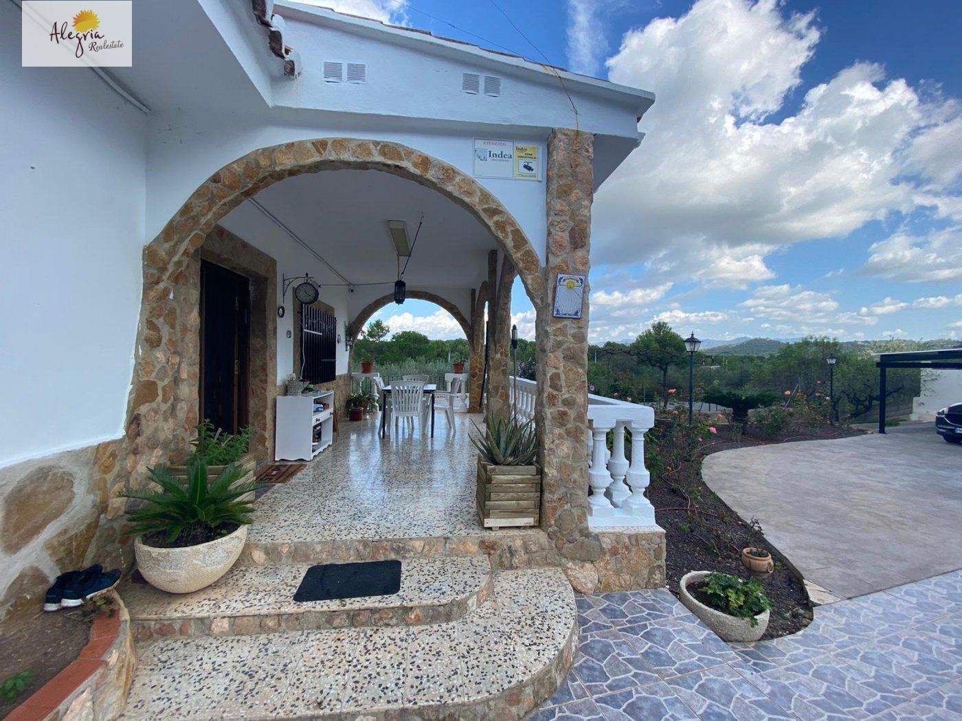 4-5-6 Villa for sale in Algimia de Alfara